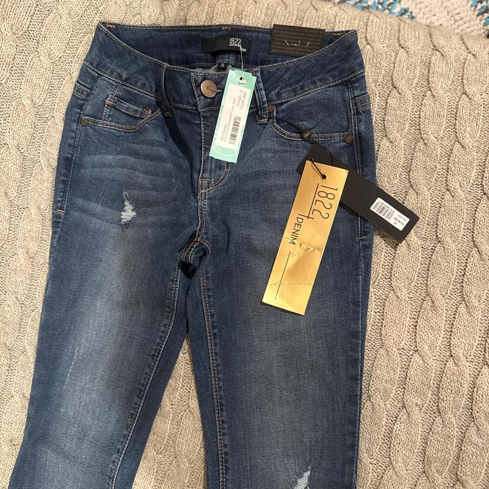 1822-denim Women's Navy and Blue Jeans